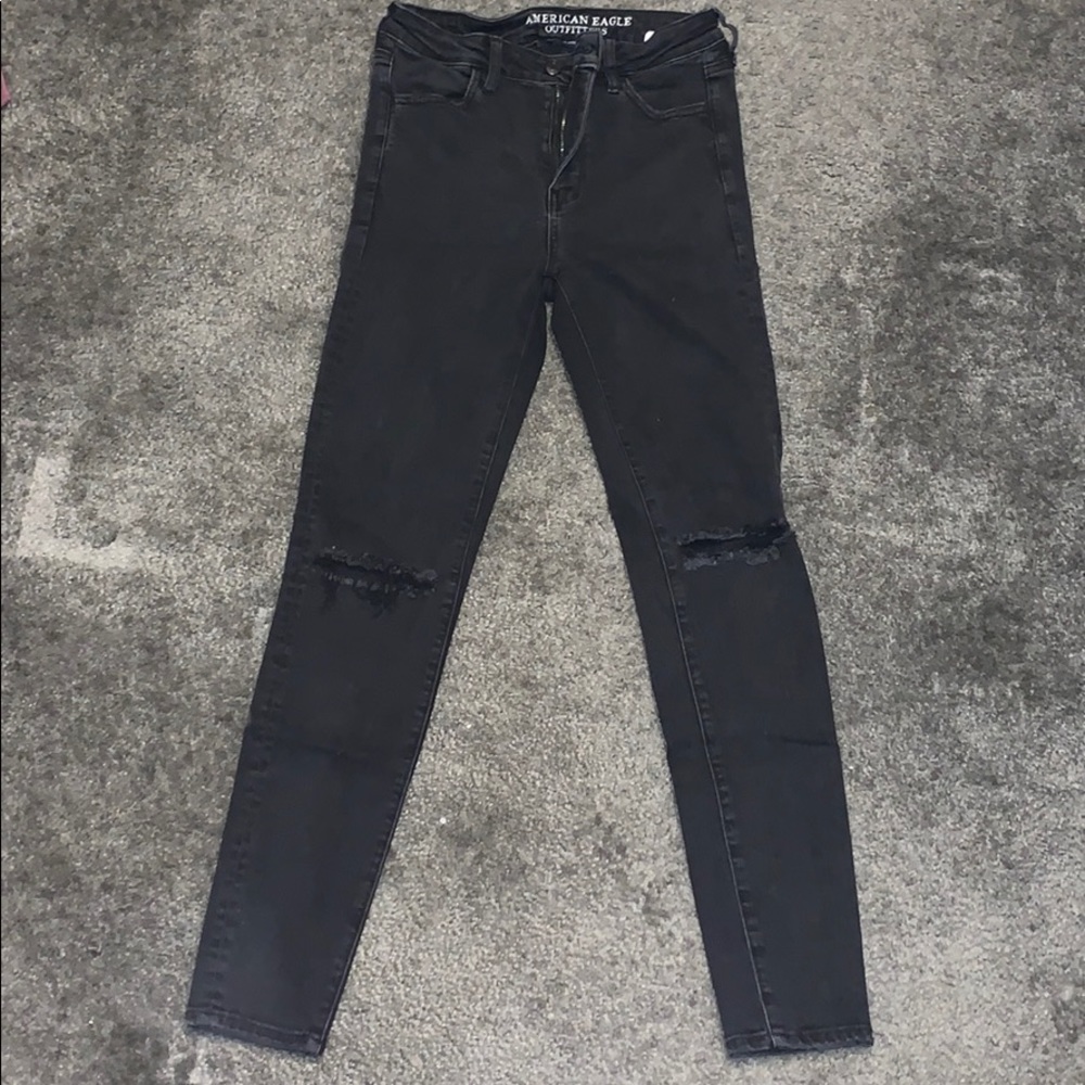 Black skinny jeans